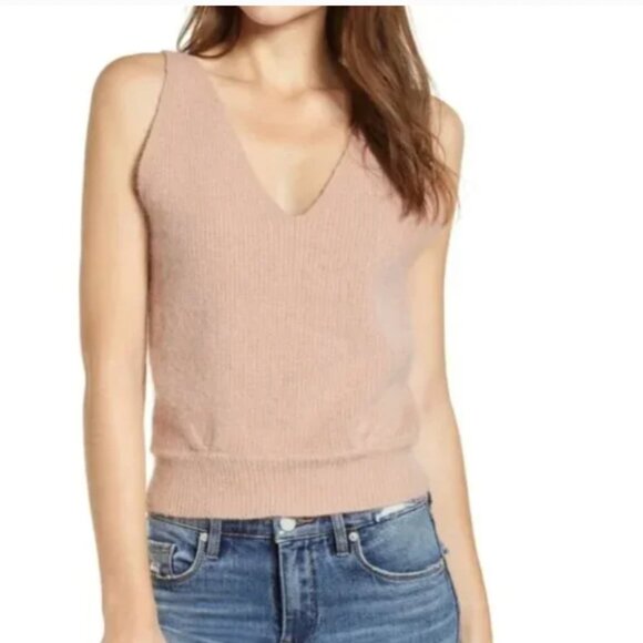Code X Mode Blush Angora blend Sleeveless Sweater - Picture 1 of 6